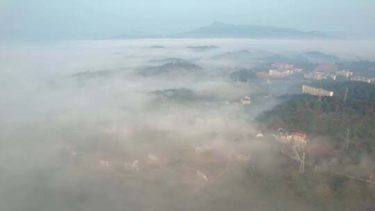 农村乡村日出云海航拍美丽山村