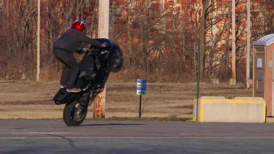 摩托车特技飞跃表演视频素材模板下载