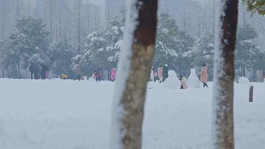 市民玩雪1