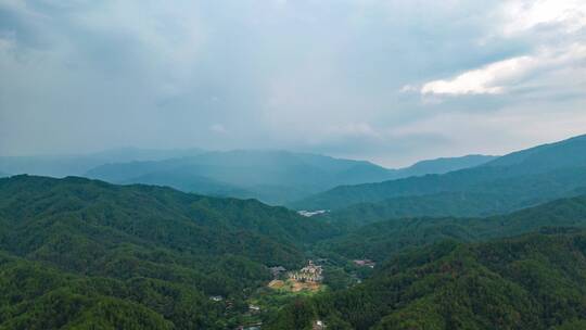 航拍山川