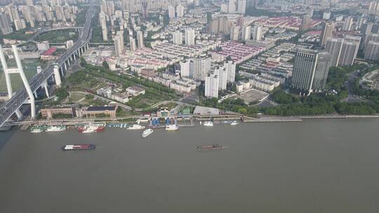 上海南浦大桥车流黄浦江全景特写4K航拍