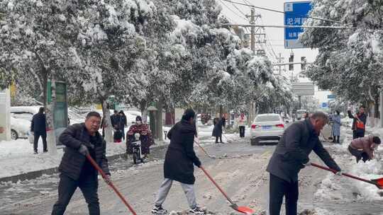 道路积雪结冰清理铲雪清理6视频素材模板下载