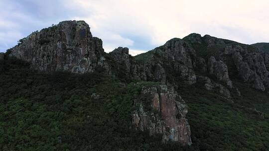 科右中旗蒙格罕山航拍视频素材模板下载