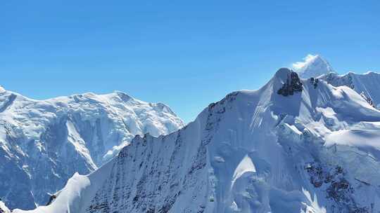 航拍横断山脉蜀山之王贡嘎山达多曼因雪山