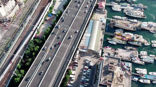 4k 航拍青岛城市道路街景