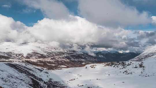 色季拉山口云流