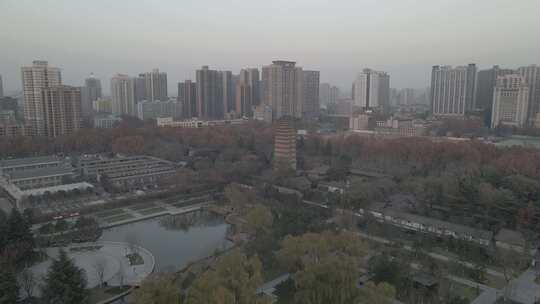 陕西西安景点航拍小雁塔大景标志建筑大气