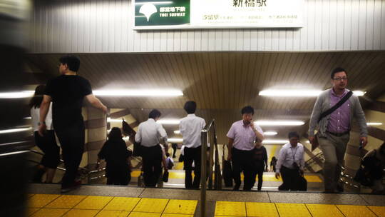 东京地铁站乘客延时视频素材模板下载