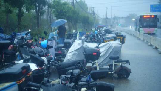 暴风雨天气视频素材模板下载