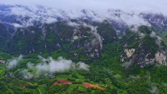 航拍雨后群山云雾缭绕山峦叠嶂山脉山川