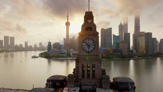 上海日出航拍-海关大楼前景