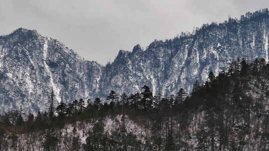 N哈巴雪山