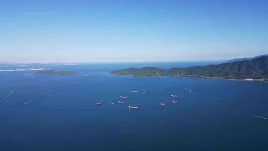 山水相依的海岛风光全景