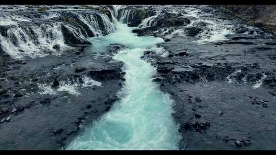 冰岛蓝色瀑布