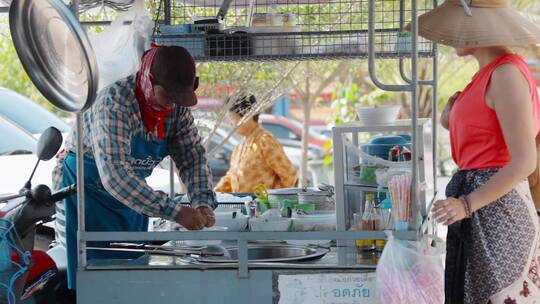 泰国旅游视频泰国街头市井生活小吃摊