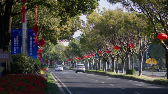 春节城市街道上的新年元素