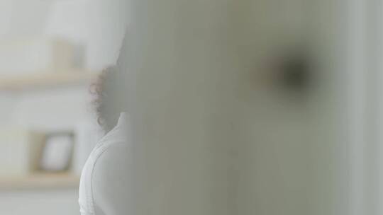 国外艺术家设计师居家环境思考行走工作场景