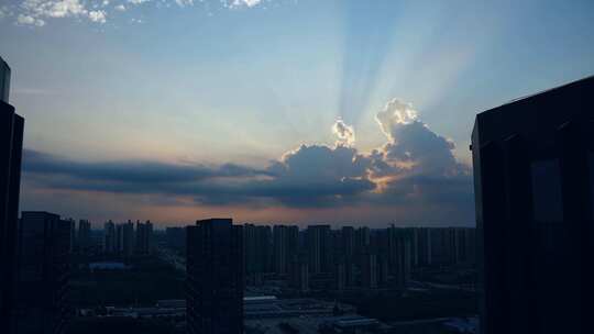 夕阳西下、太阳落山、丁达尔光  素材4K