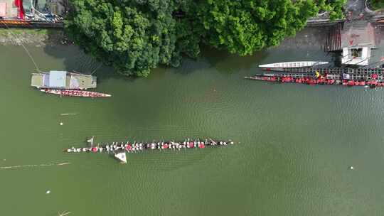 中国广东省佛山市南海区东秀聚龙赛龙舟