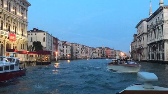 游览意大利威尼斯大运河水道