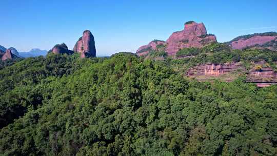 航拍韶关丹霞地貌丹霞山阳元峰长老峰景区