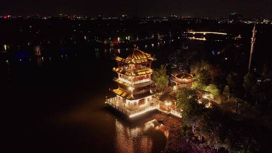 东莞航拍华阳湖湿地公园夜景腾龙阁环绕