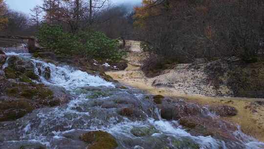 航拍四川九寨沟黄龙景区争艳池映月池迎宾池