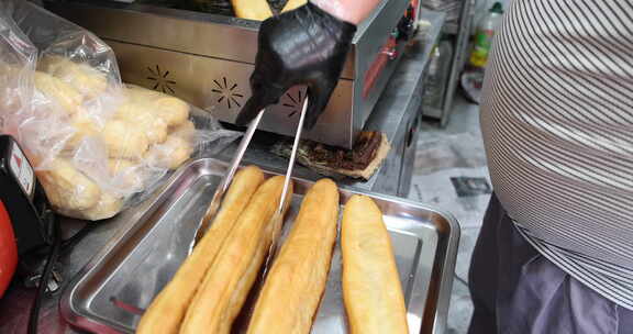 用镜头记录街边美食 早餐