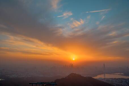【4K】紫金山俯瞰南京城火烧云日落延时摄影