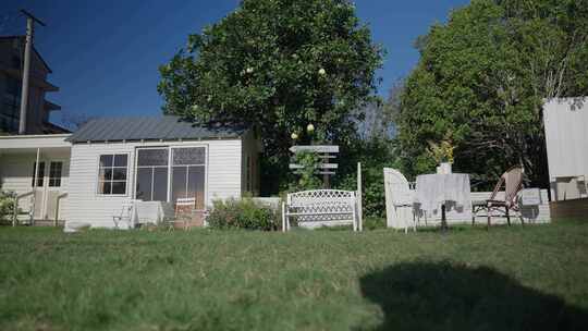 庭院小屋户外桌椅景观