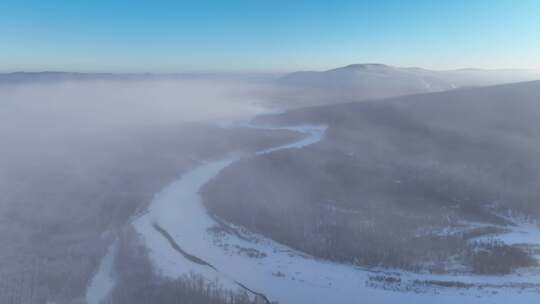 航拍寒冬林海雪原冻雾冰河