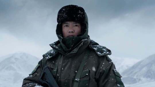 边防军人戍边执勤保卫祖国