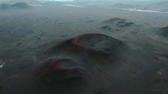 航拍冰岛火山火山口活火山休眠火山