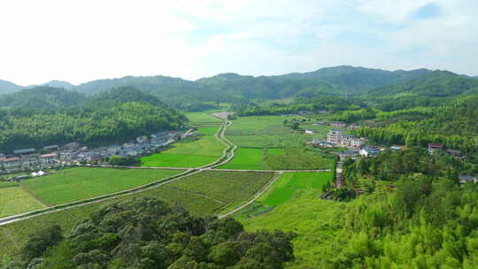 群山 田野 村庄视频素材模板下载