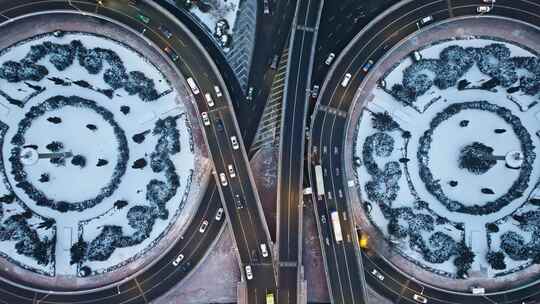 中国黑龙江哈尔滨公路大桥雪景航拍