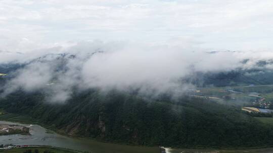 航拍清晨东北山区