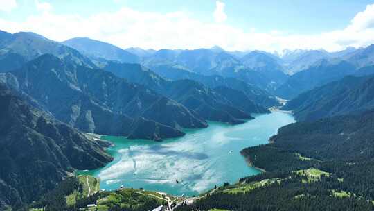 航拍大美 新疆 天山天池