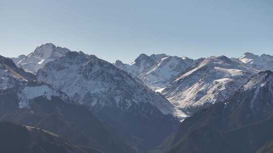 天山天池秋景航拍