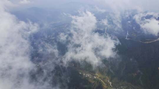 高空航拍俯视云雾山川自然风景