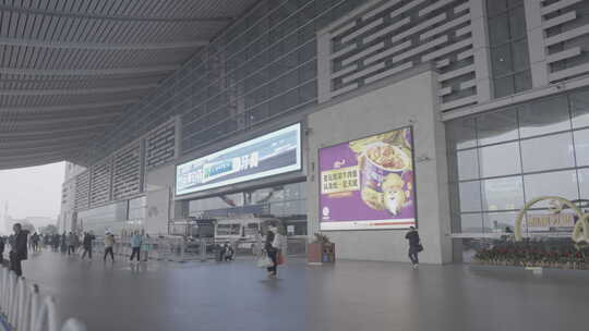 长沙南站出站口进站口高铁站视频素材模板下载