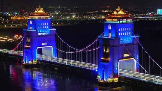 航拍扬州万福大桥夜景车流行驶空镜地标