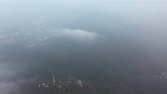 北高峰平流雾