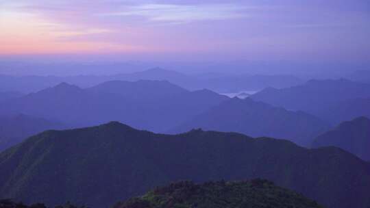 杭州临安大明山牵牛岗群山日出晨曦风景