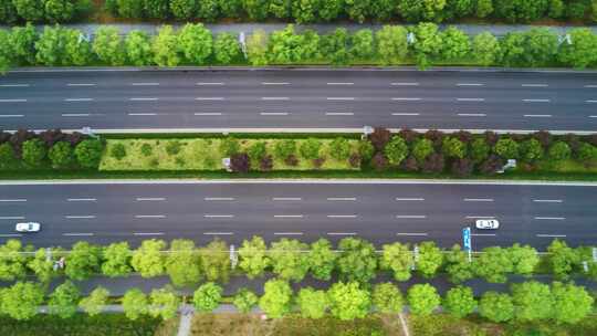 公路运输俯拍