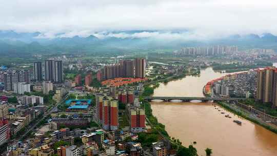 洪水通过连州市