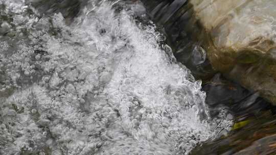 清澈河水河流水源水流溪流溪水