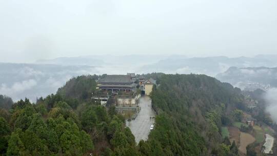 四川 山中寺院 航拍山顶