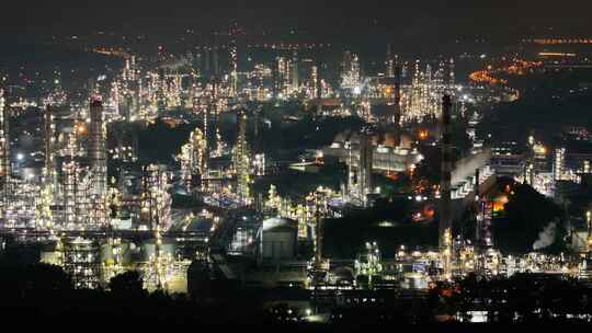 航拍中国石油生产炼化场钢铁炼油空镜夜景