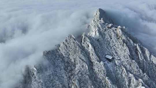 河南老君山雪后云海航拍