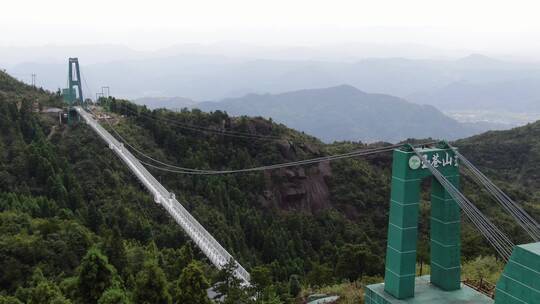 玻璃栈道/玉苍山